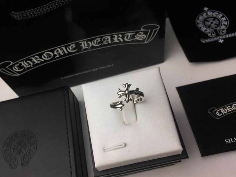 Chrome Hearts ring 05lyx102 (2)
